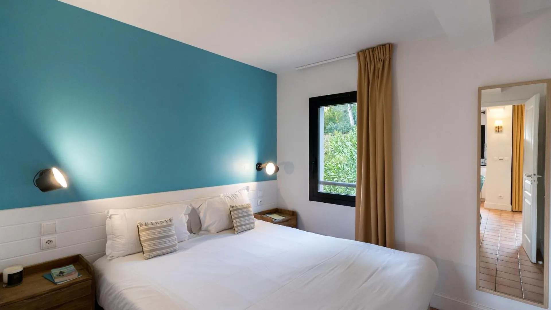 La Residence Du Bailli Rayol-Canadel-sur-Mer 4*,  France
